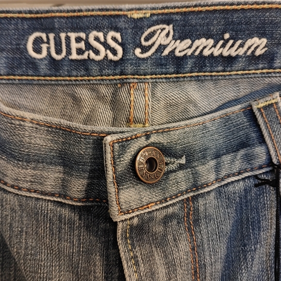 Guess Premium NWT Vintage Flare Jeans Size 29 - Picture 3 of 5